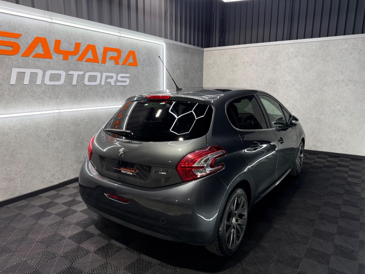 Used Peugeot 208 2014 for sale - 77331442: Photo 11