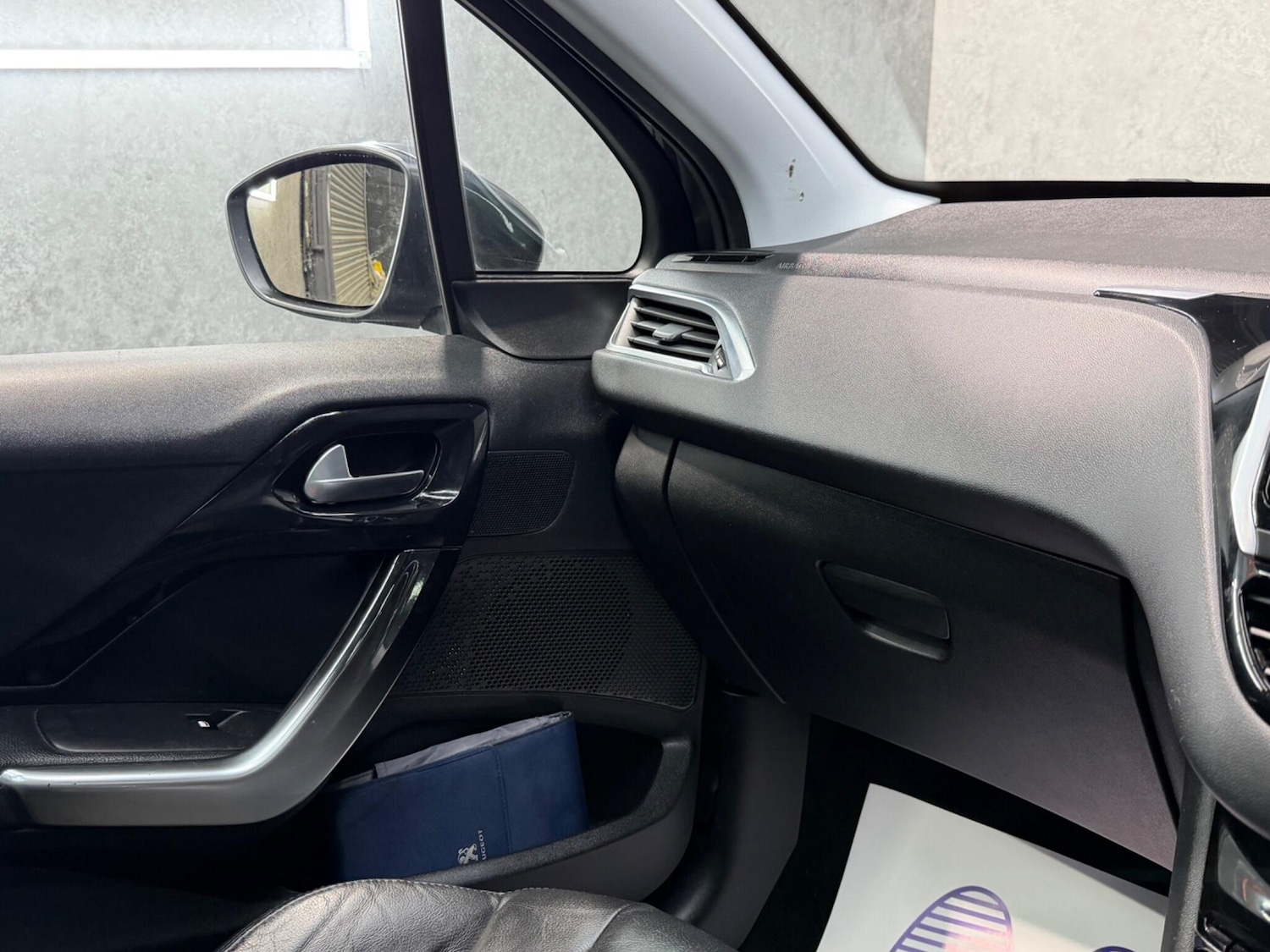 Used Peugeot 208 2014 for sale - 77331442: Photo 28