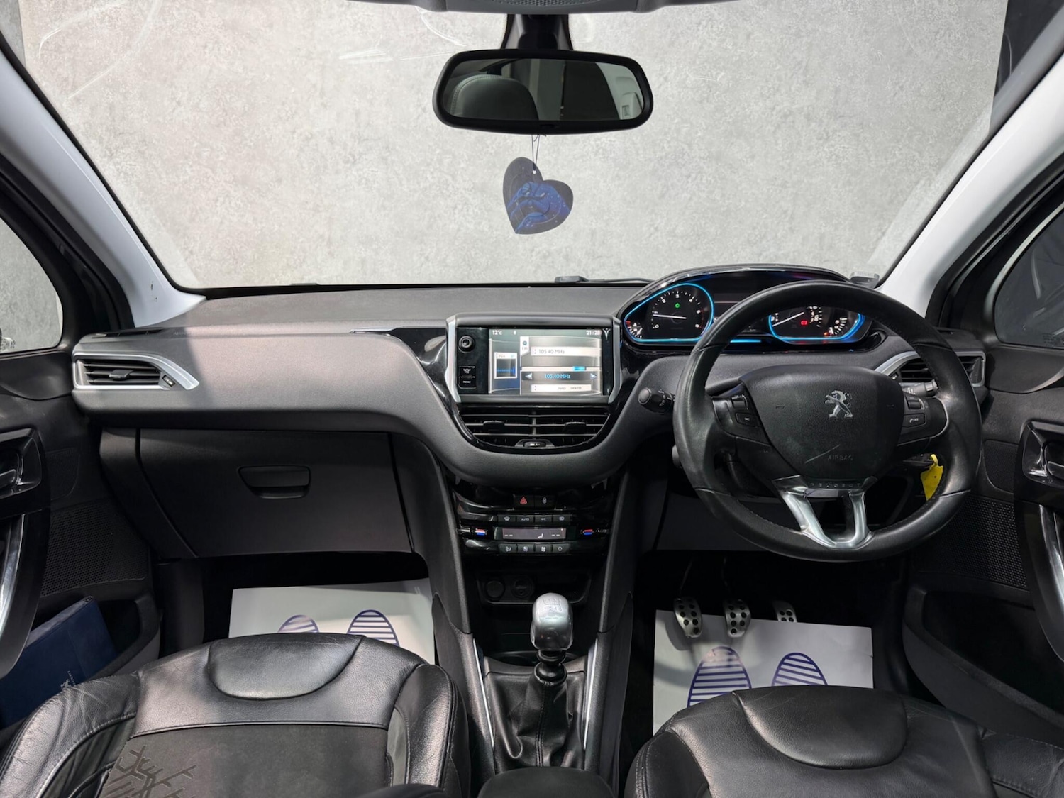 Used Peugeot 208 2014 for sale - 77331442: Photo 34