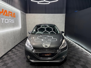 Used Peugeot 208 2014 for sale - 77331442: Photo