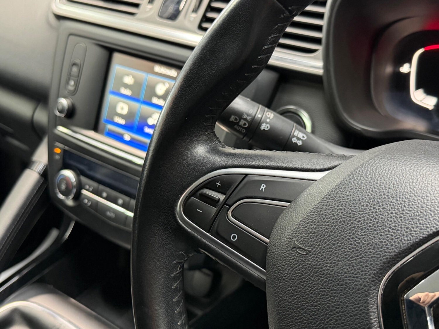 Used Renault Kadjar for sale - 77824992: Photo 36