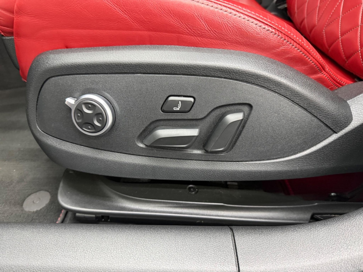 Used Audi A4 2017 for sale - 78100516: Photo 34