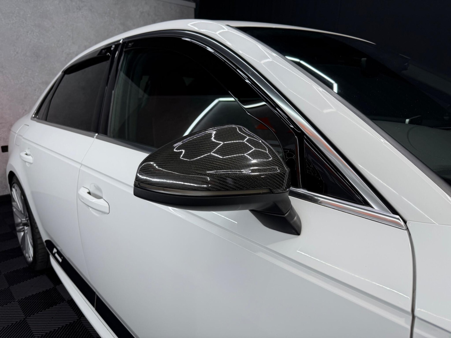 Used Audi A4 2017 for sale - 78100516: Photo 7