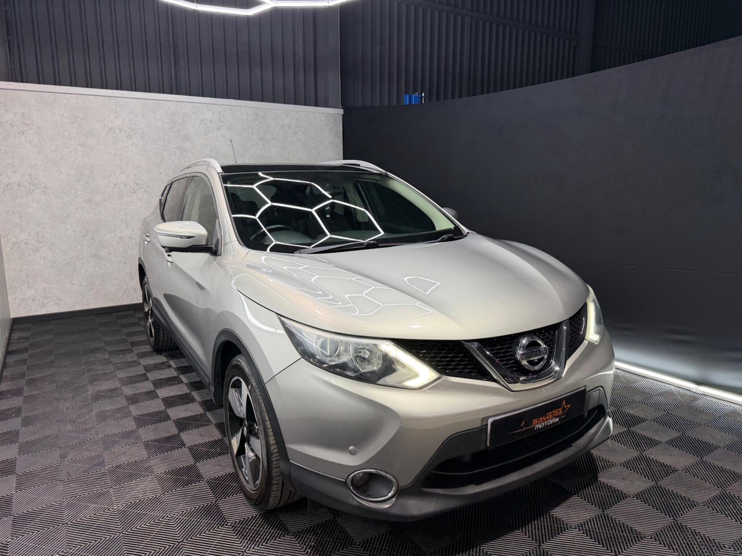 Used Nissan Qashqai for sale - 77550614: Photo 4