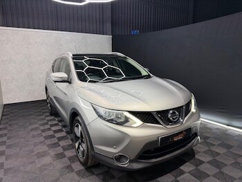Used Nissan Qashqai 2016 for sale - 77550614: Photo