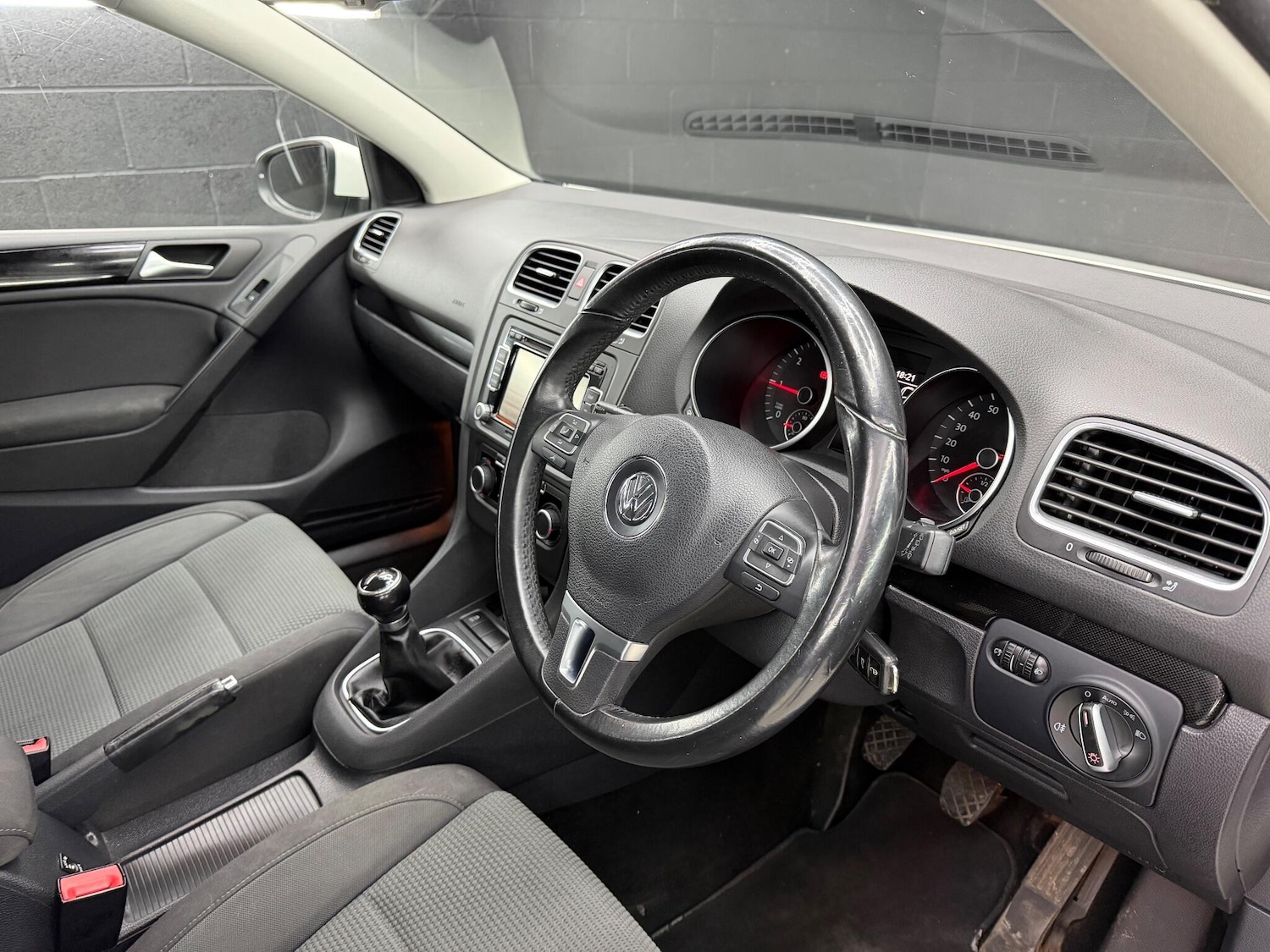 Used Volkswagen Golf 2012 for sale - 77143237: Photo 18