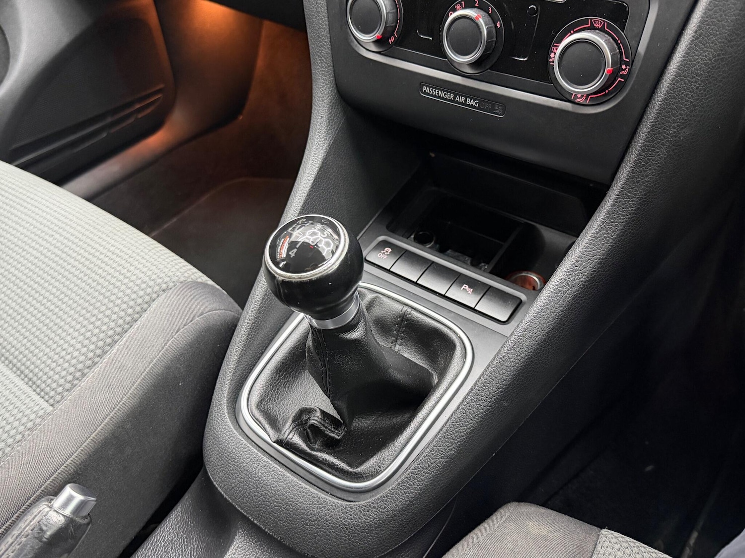 Used Volkswagen Golf 2012 for sale - 77143237: Photo 25