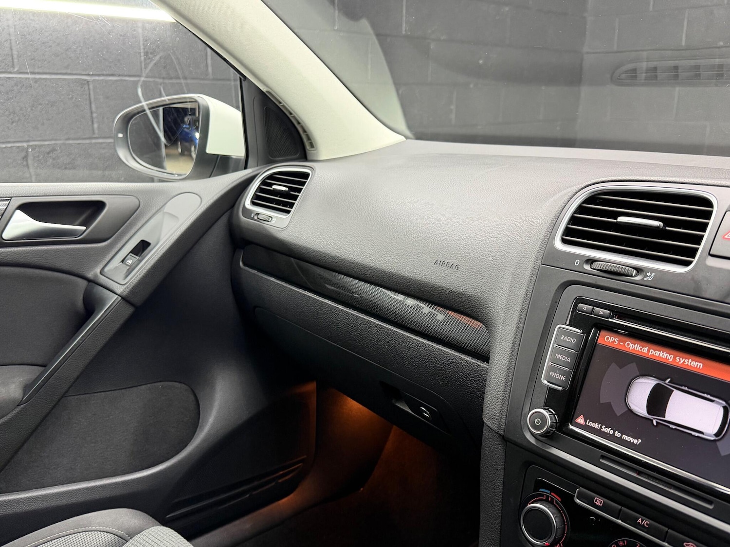 Used Volkswagen Golf 2012 for sale - 77143237: Photo 28