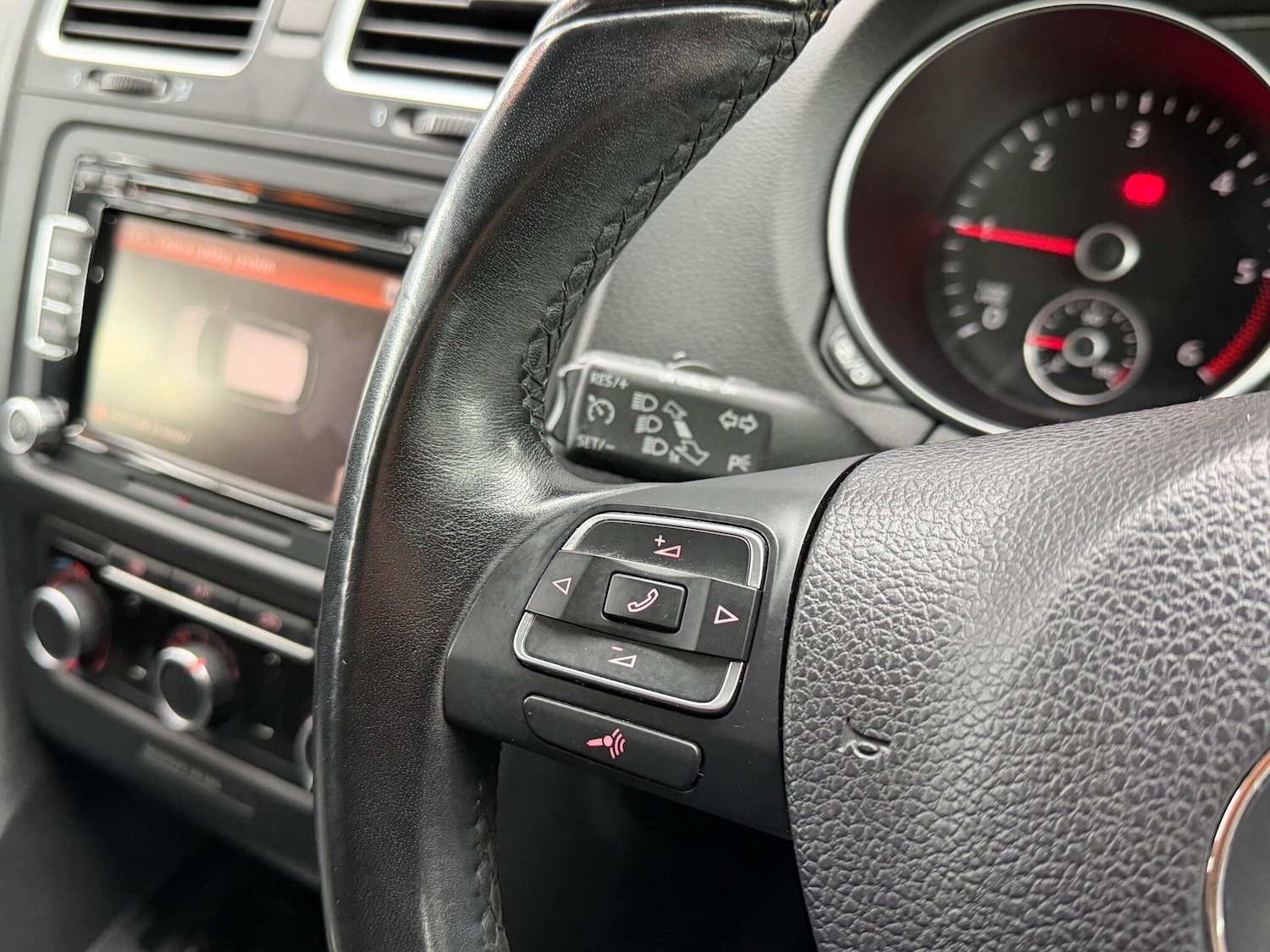 Used Volkswagen Golf 2012 for sale - 77143237: Photo 31