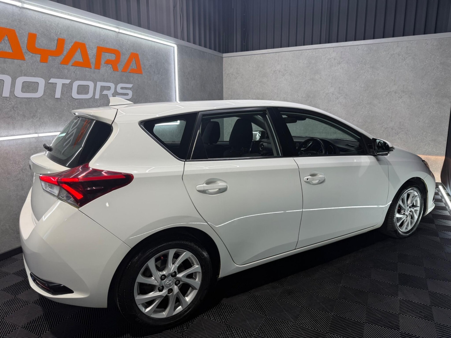 Used Toyota Auris 2017 for sale - 77709832: Photo 15