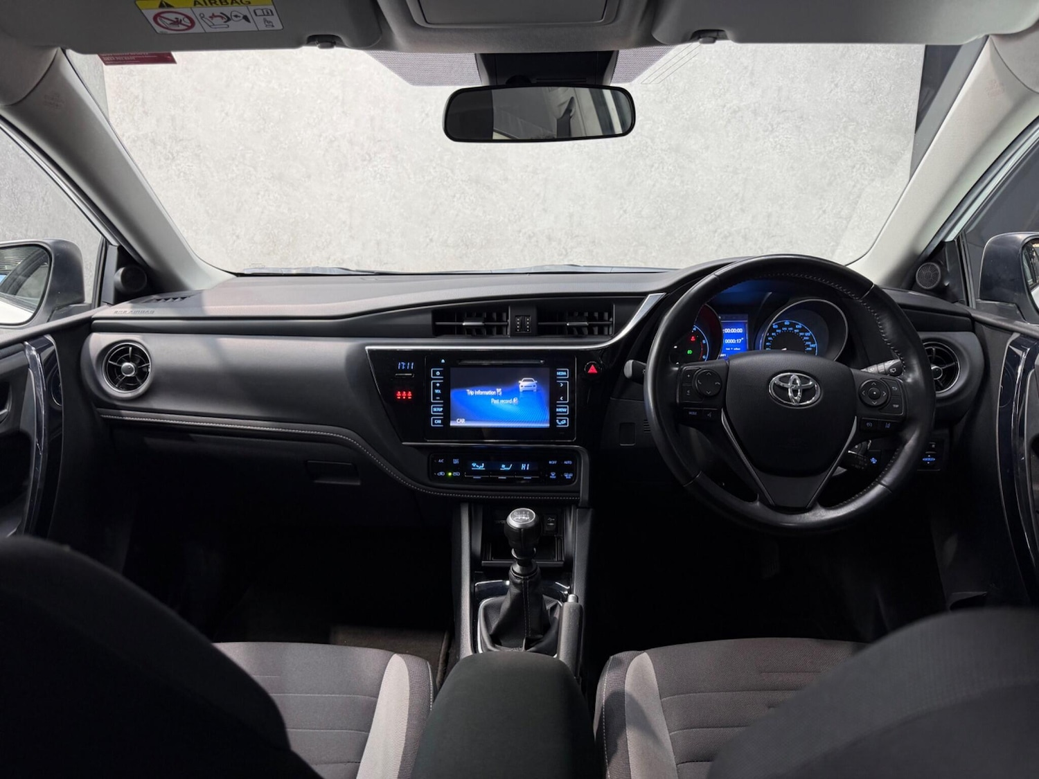 Used Toyota Auris 2017 for sale - 77709832: Photo 38