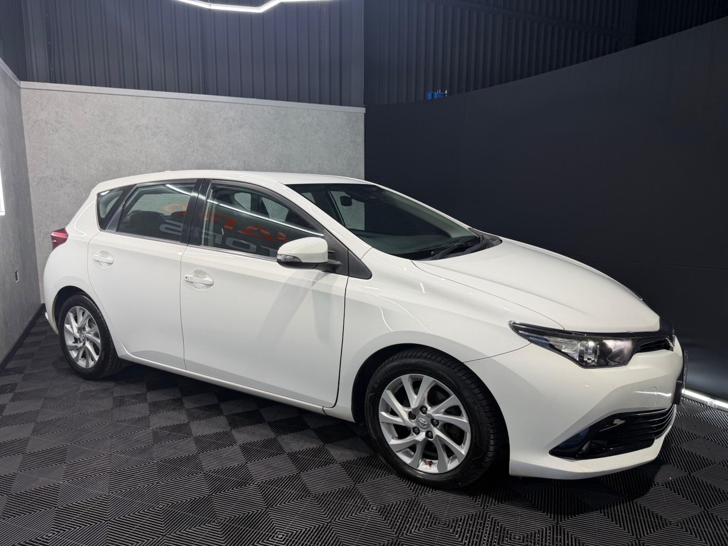 Used Toyota Auris 2017 for sale - 77709832: Photo 7