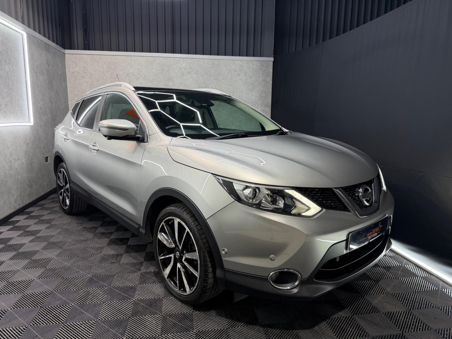 Used Nissan Qashqai for sale - 77753545: Photo 9