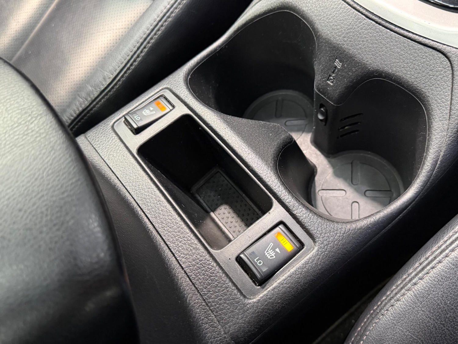 Used Nissan X-Trail 2016 for sale - 77524806: Photo 31