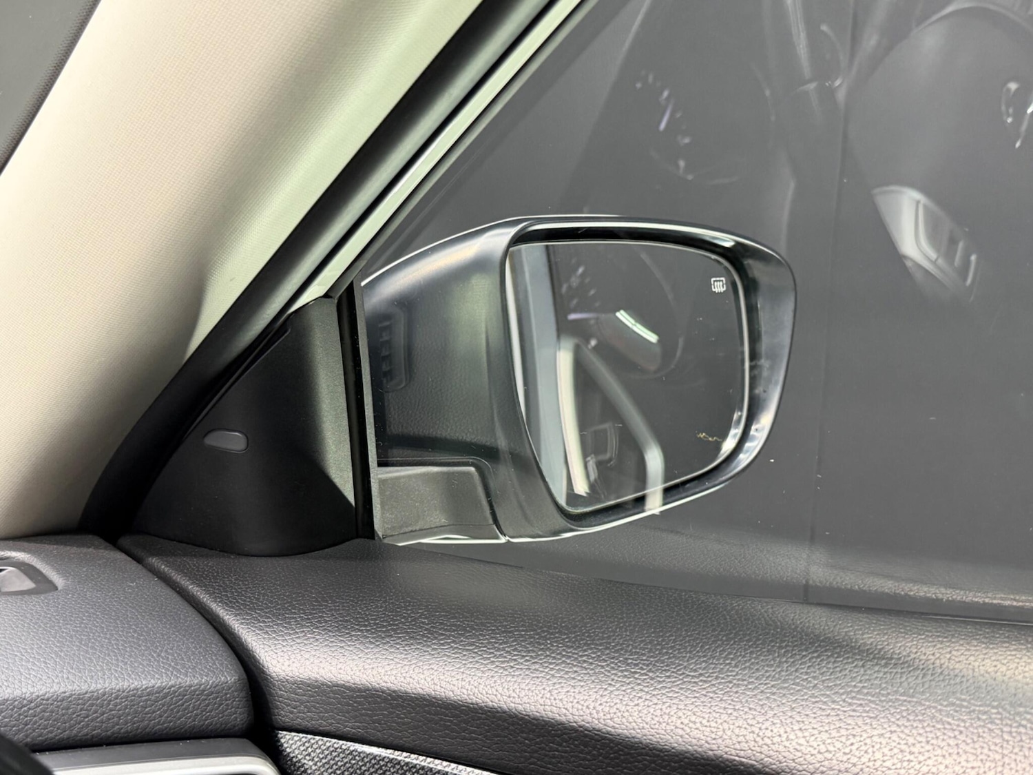 Used Nissan X-Trail 2016 for sale - 77524806: Photo 43