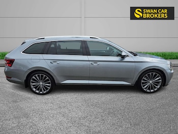 Used Skoda Superb 2016 for sale - 79323526: Photo