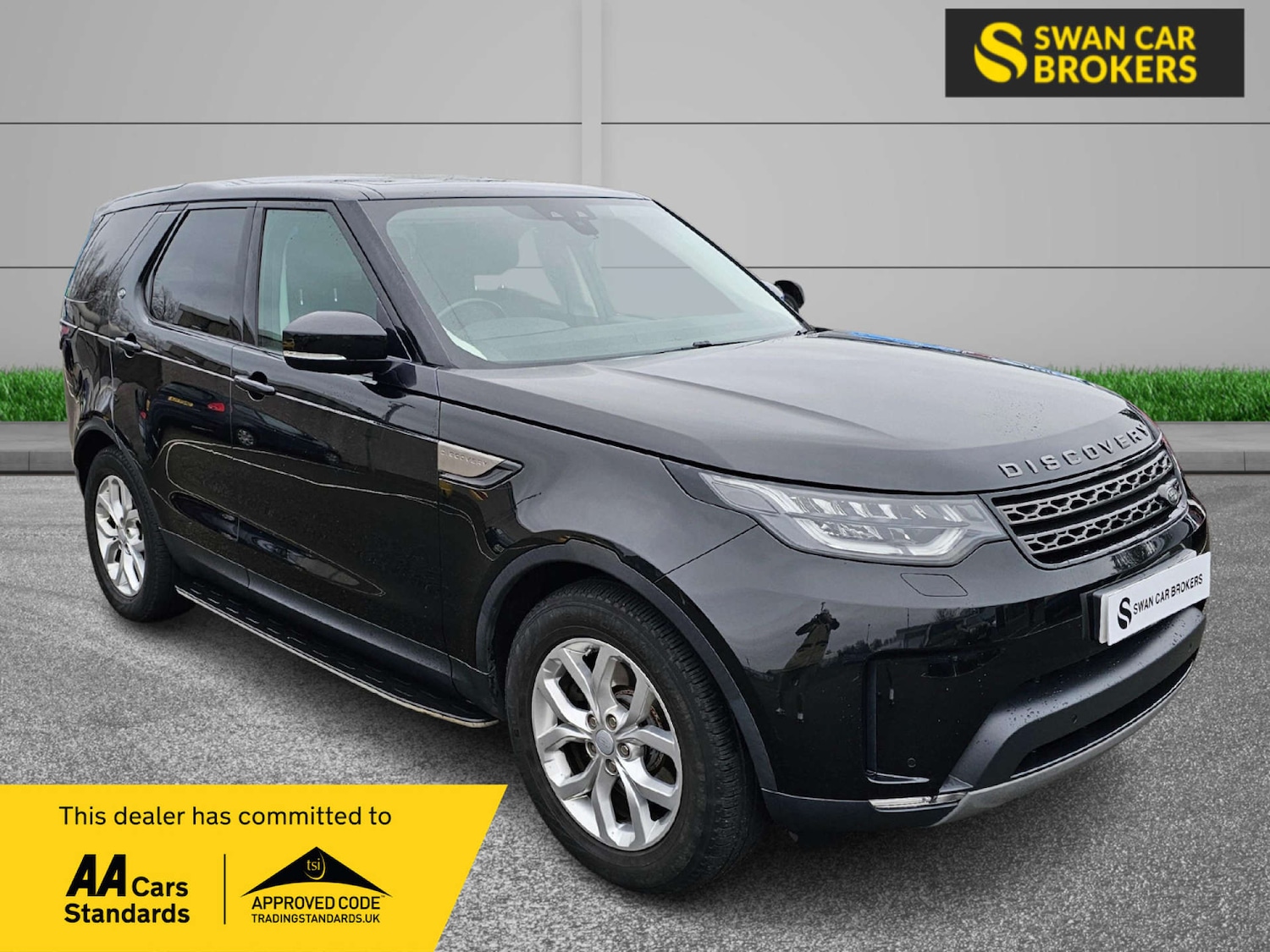 Used Land Rover Discovery 2017 for sale - 77065868: Photo 1