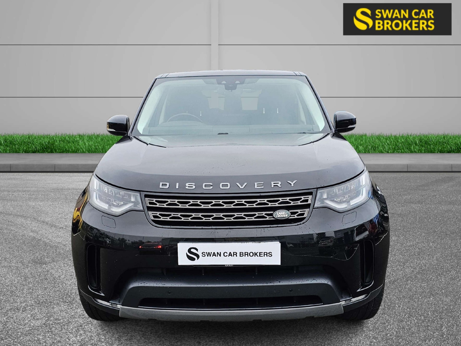 Used Land Rover Discovery 2017 for sale - 77065868: Photo 2