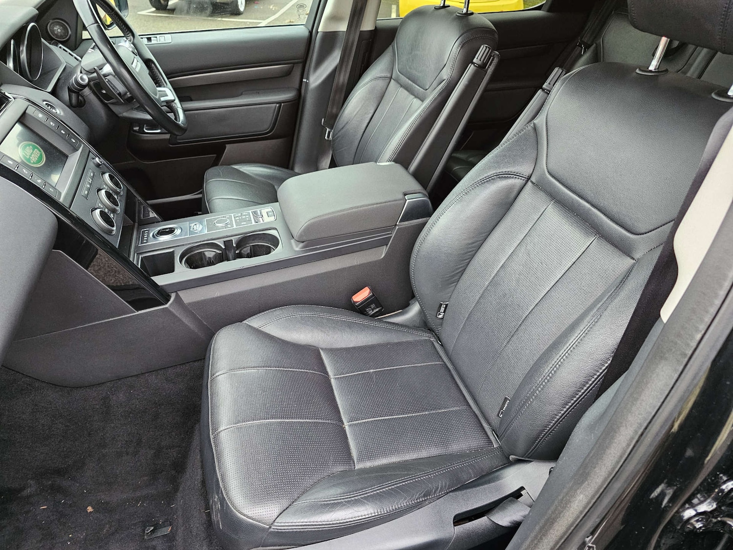 Used Land Rover Discovery 2017 for sale - 77065868: Photo 23