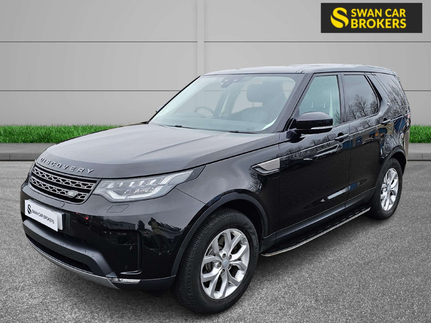 Used Land Rover Discovery 2017 for sale - 77065868: Photo 3