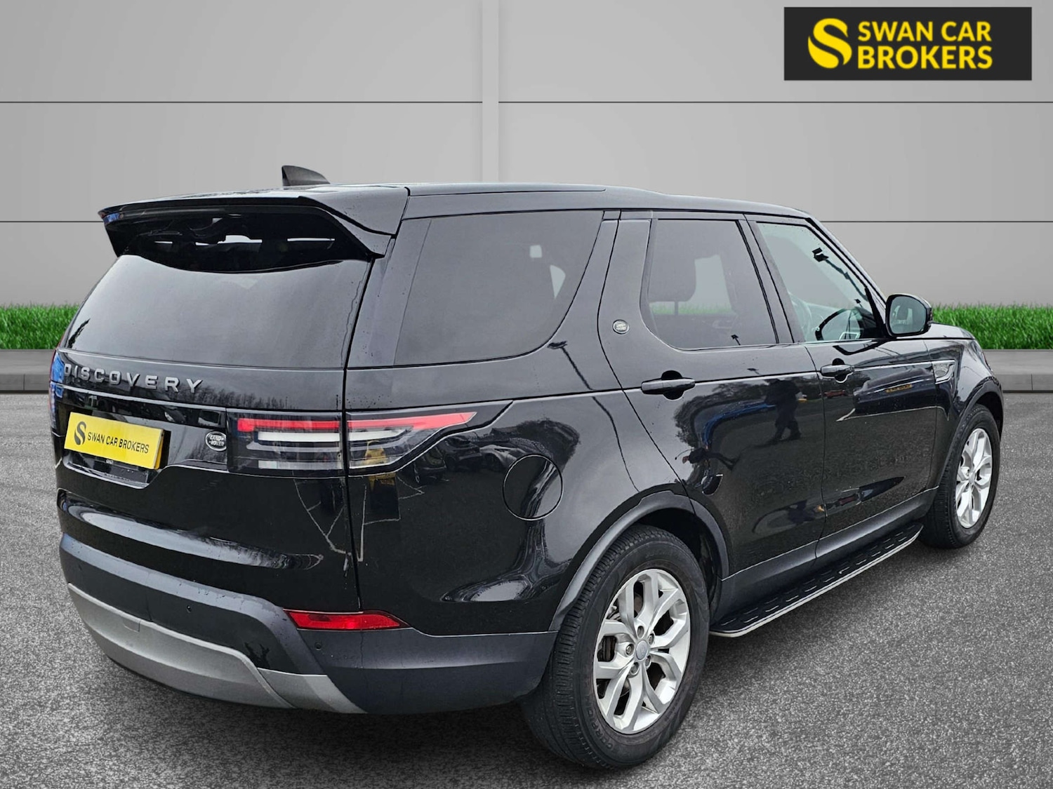 Used Land Rover Discovery 2017 for sale - 77065868: Photo 7