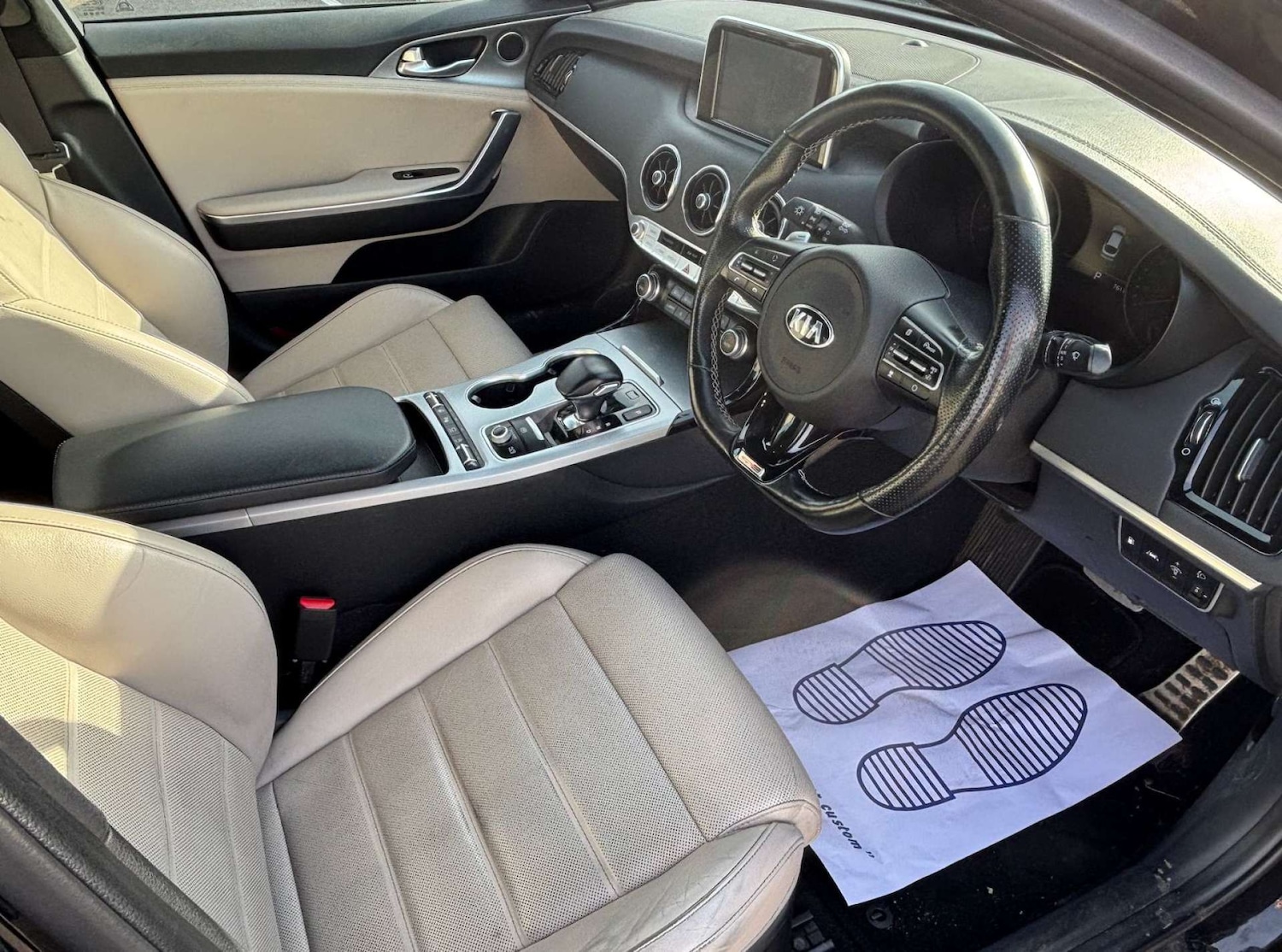 Used Kia Stinger 2019 for sale - 78117656: Photo 3