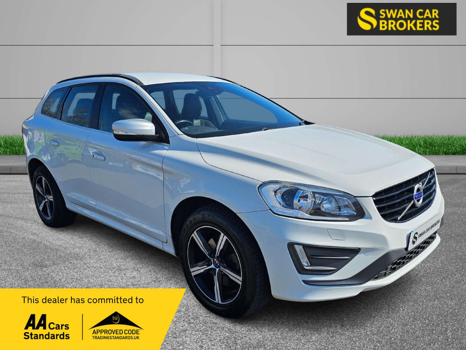 Used Volvo XC60 2017 for sale - 78167905: Photo 1