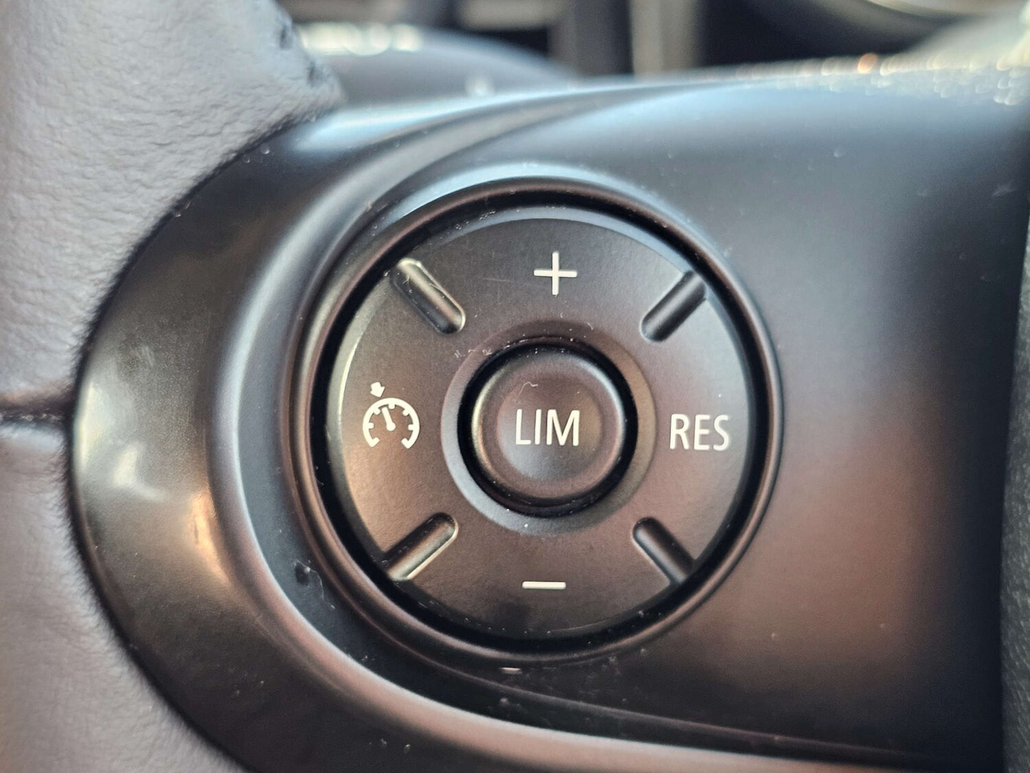 Used MINI Hatch 2015 for sale - 78020640: Photo 32