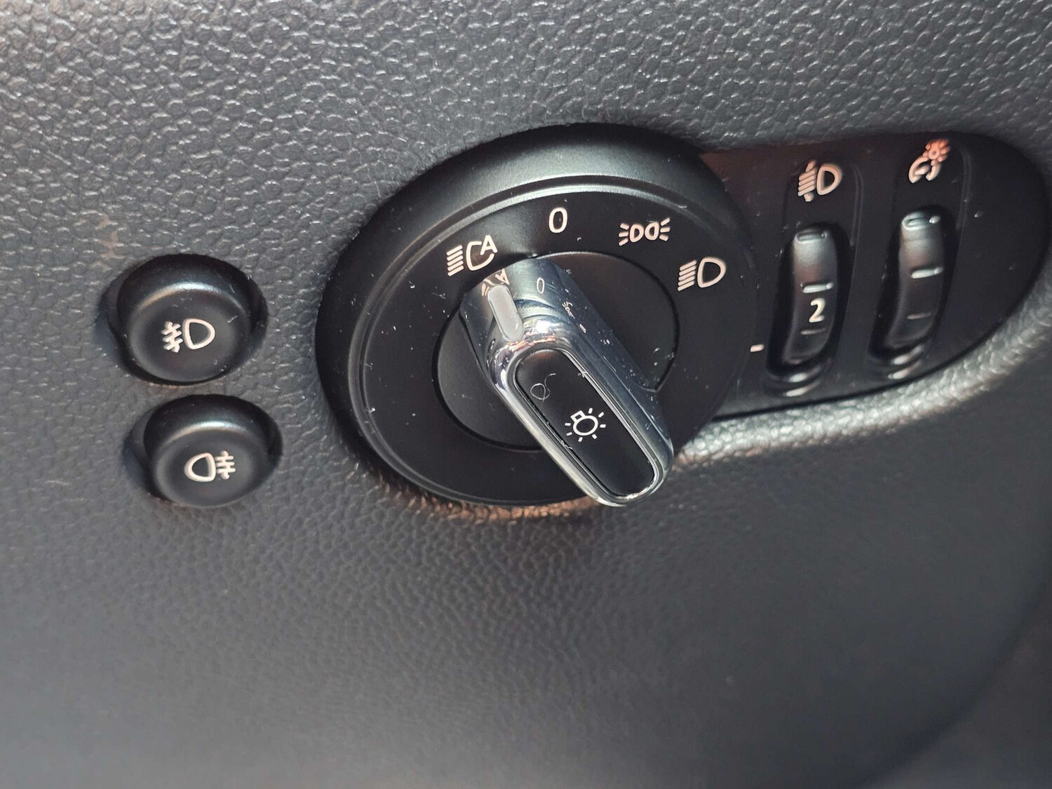 Used MINI Hatch 2015 for sale - 78020640: Photo 35