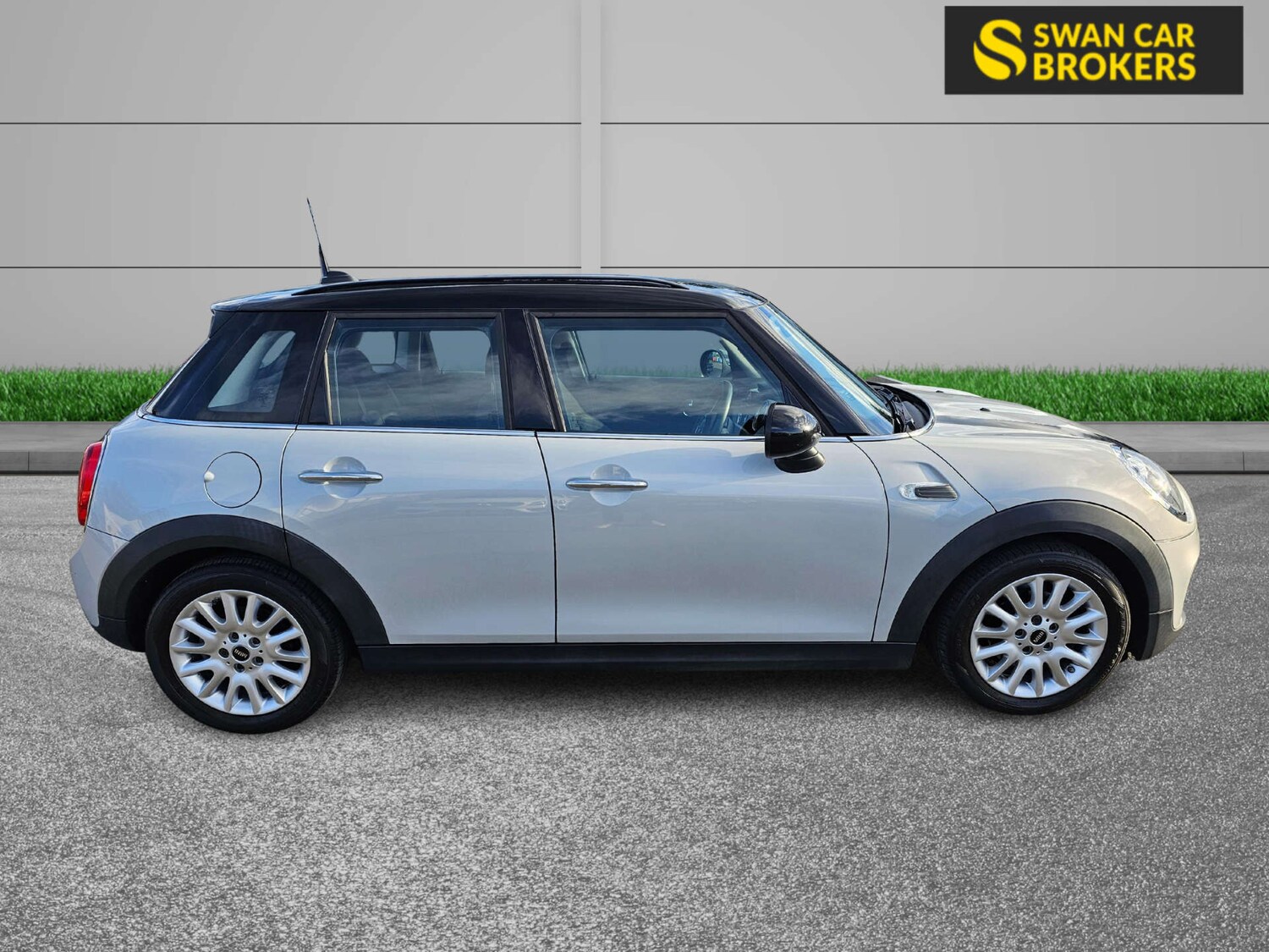 Used MINI Hatch 2015 for sale - 78020640: Photo 6