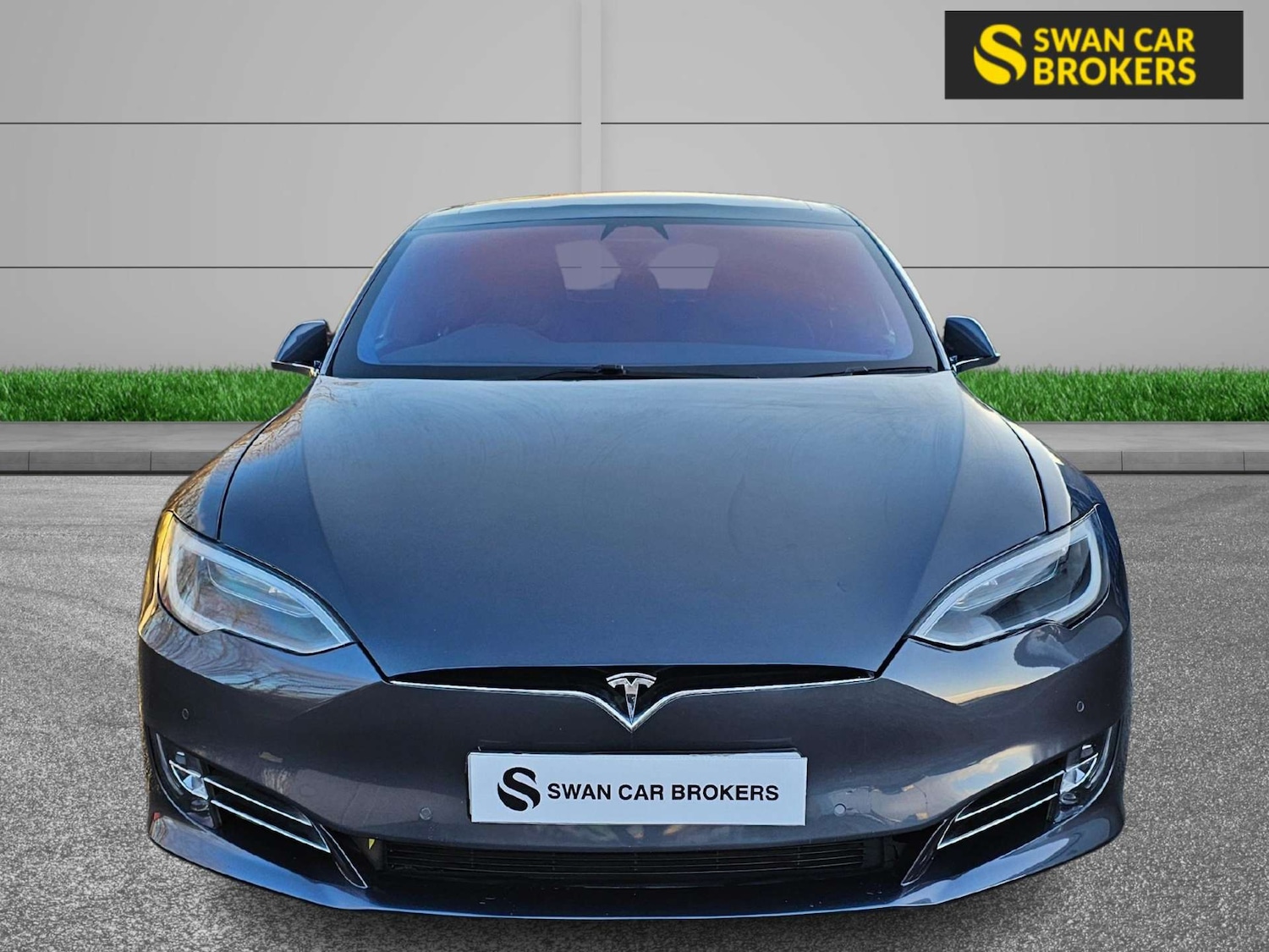 Used Tesla Model S 2018 for sale - 76966983: Photo 2