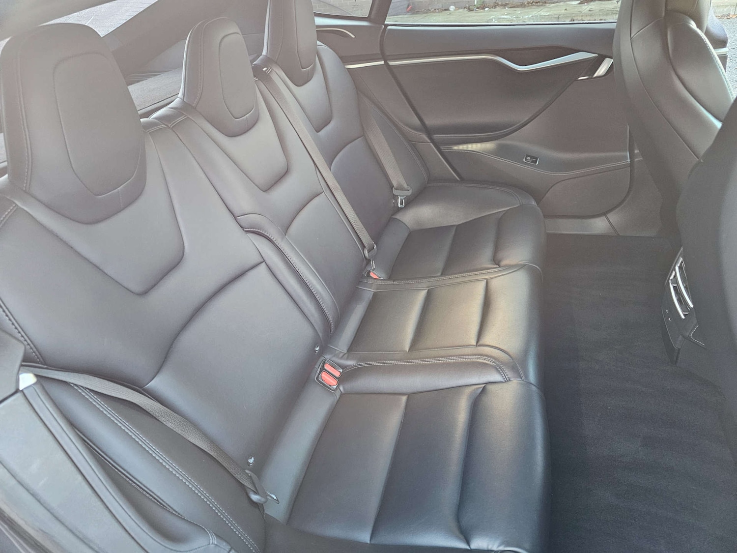 Used Tesla Model S 2018 for sale - 76966983: Photo 32