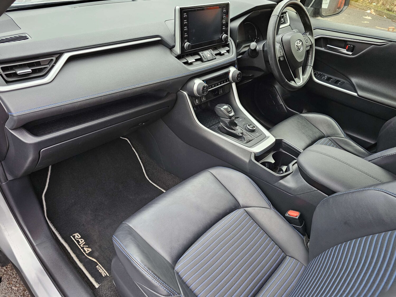 Used Toyota RAV4 2020 for sale - 77277620: Photo 22