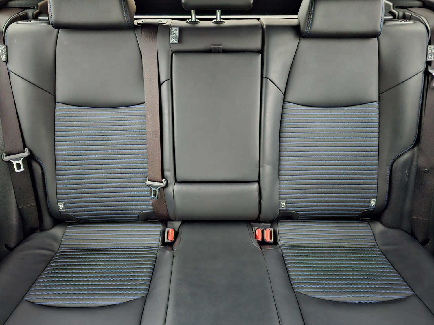 Used Toyota RAV4 2020 for sale - 77277620: Photo 28