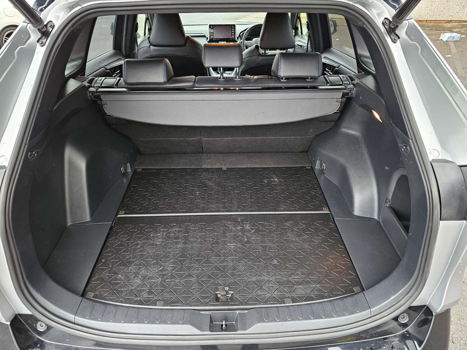 Used Toyota RAV4 2020 for sale - 77277620: Photo 29