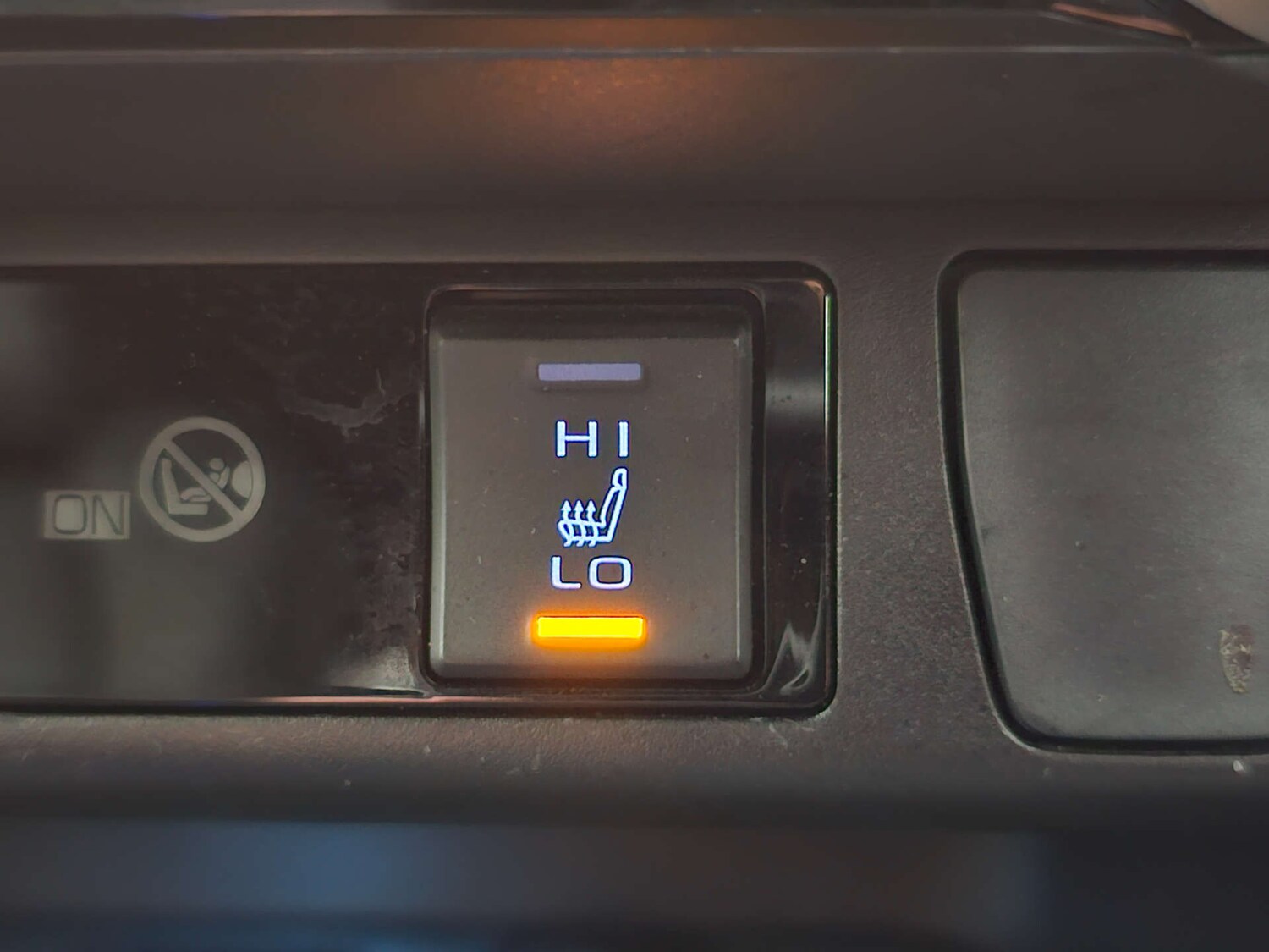 Used Toyota RAV4 2020 for sale - 77277620: Photo 38