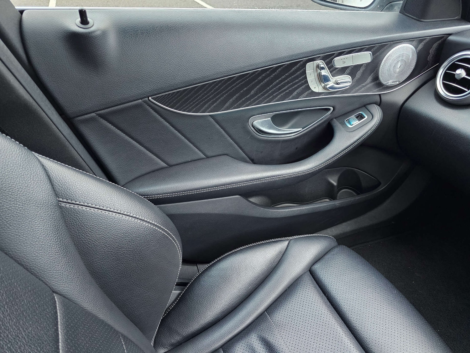 Used Mercedes-Benz C Class 2017 for sale - 77476424: Photo 31