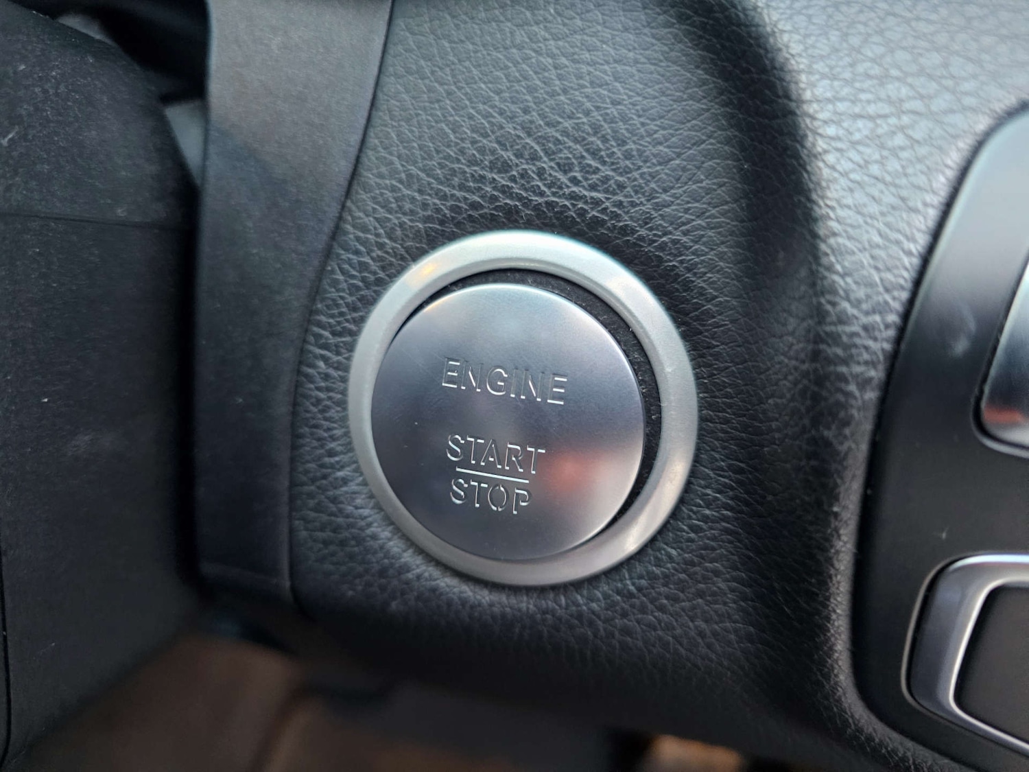 Used Mercedes-Benz C Class 2017 for sale - 77476424: Photo 34