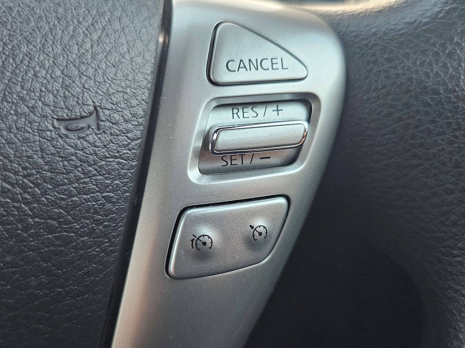 Used Nissan Note 2015 for sale - 76602073: Photo 30