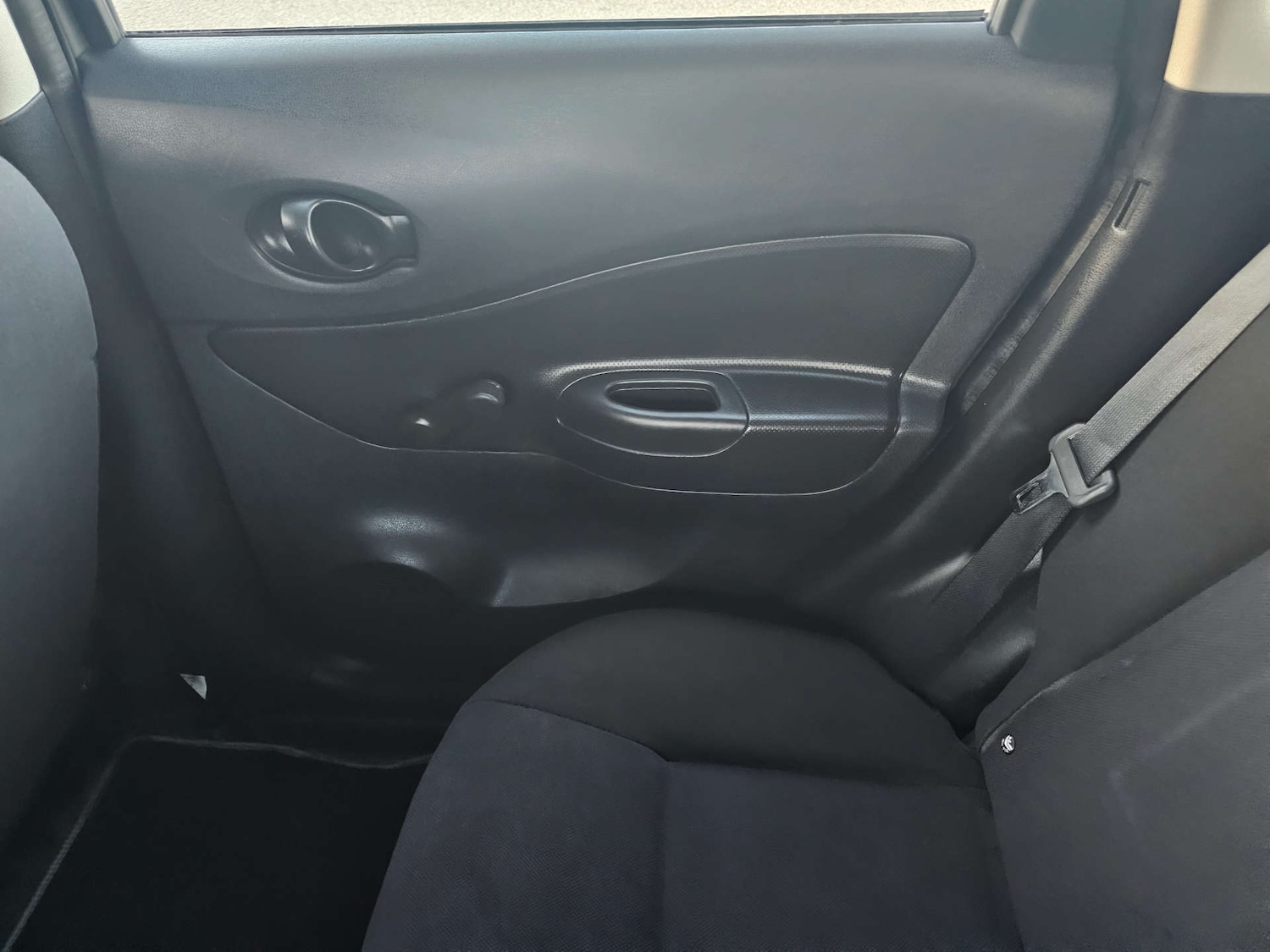 Used Nissan Note 2015 for sale - 76602073: Photo 33