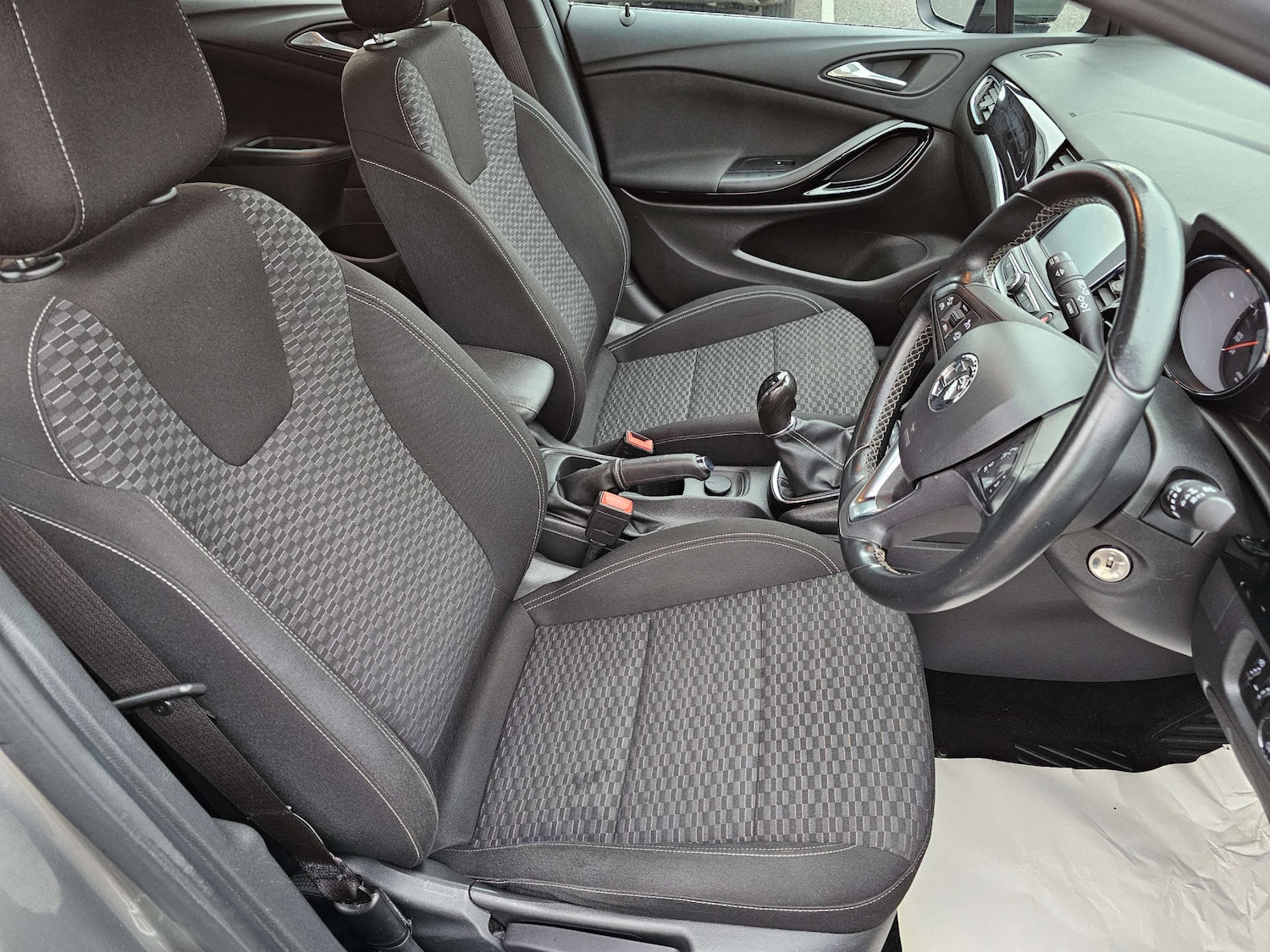 Used Vauxhall Astra 2016 for sale - 77065412: Photo 11