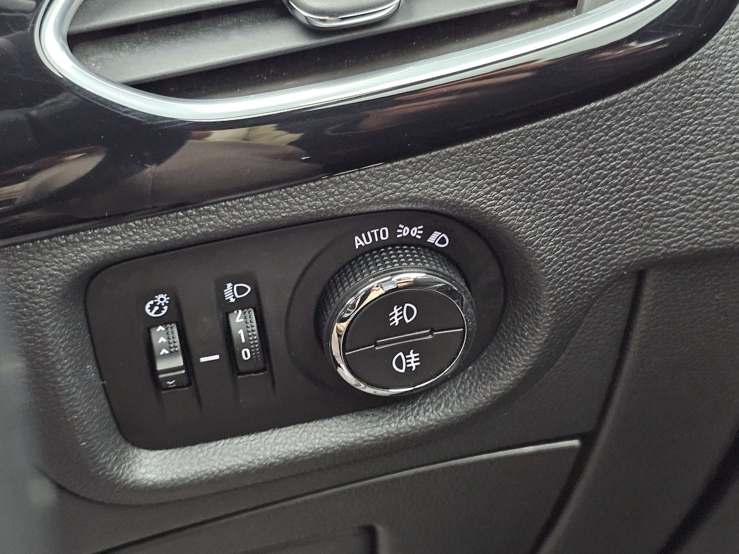 Used Vauxhall Astra 2016 for sale - 77065412: Photo 30