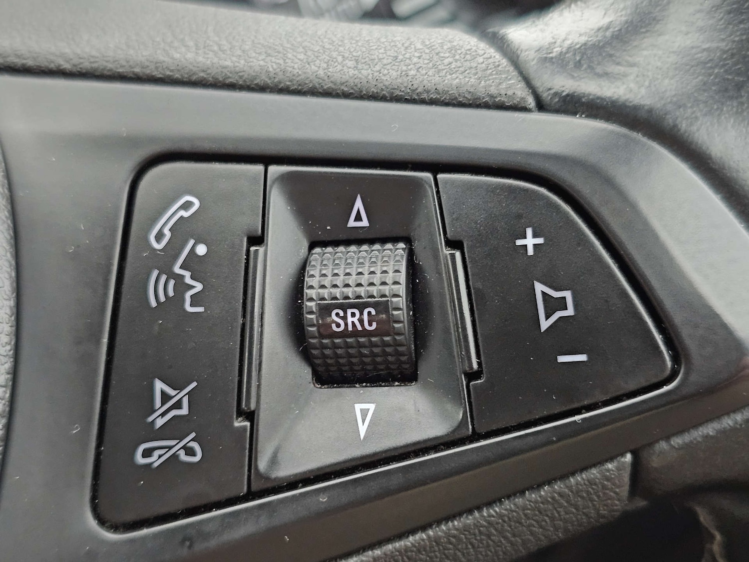 Used Vauxhall Astra 2016 for sale - 77065412: Photo 31