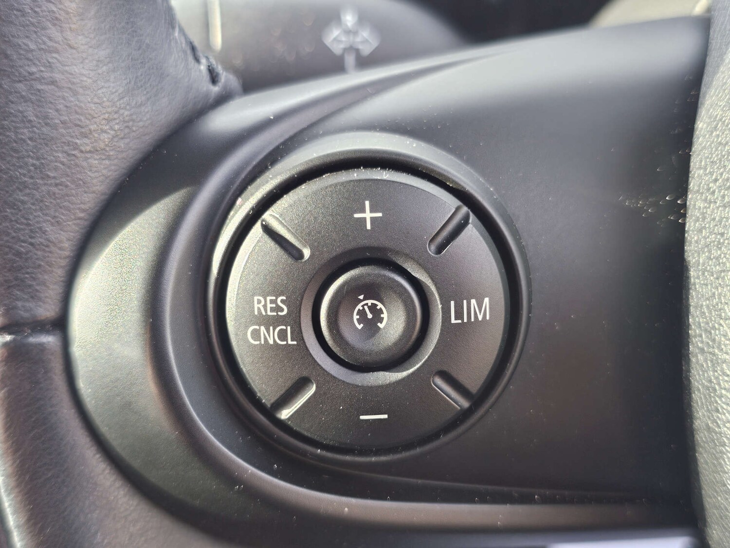 Used MINI Hatch 2017 for sale - 78117652: Photo 30