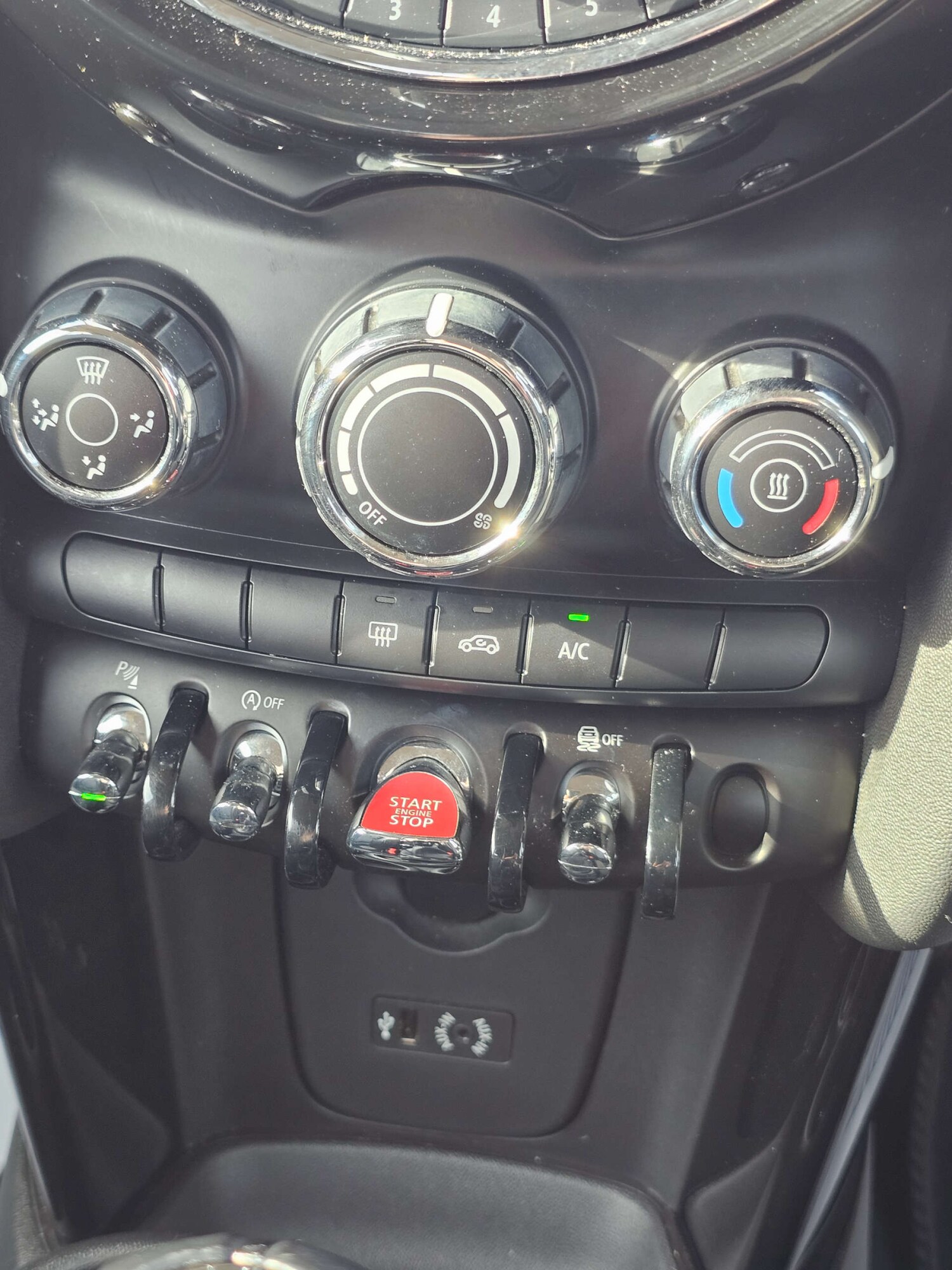 Used MINI Hatch 2017 for sale - 78117652: Photo 34