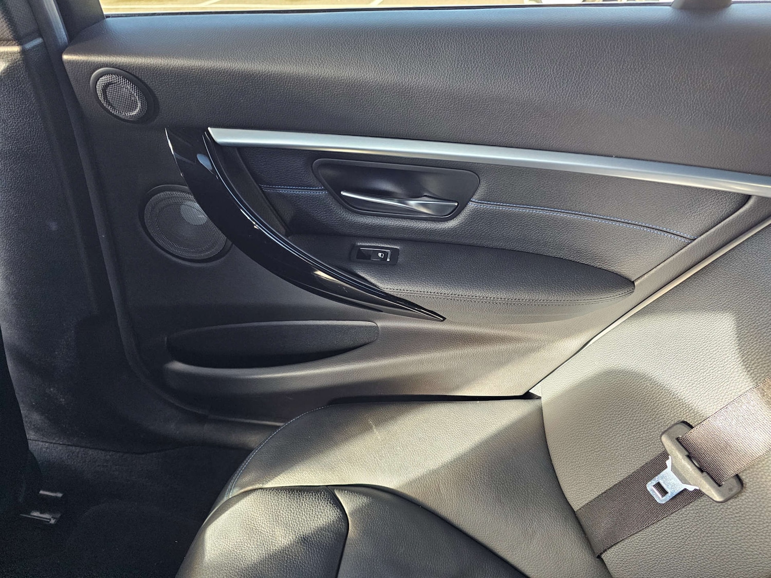 Used BMW 3 Series 2018 for sale - 77476427: Photo 53