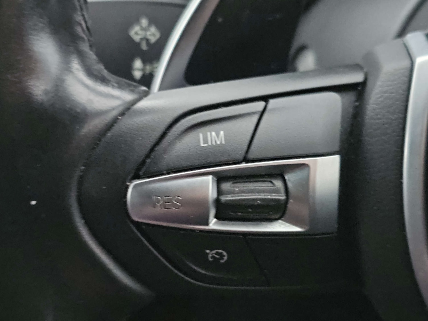 Used BMW 3 Series 2018 for sale - 77476427: Photo 8