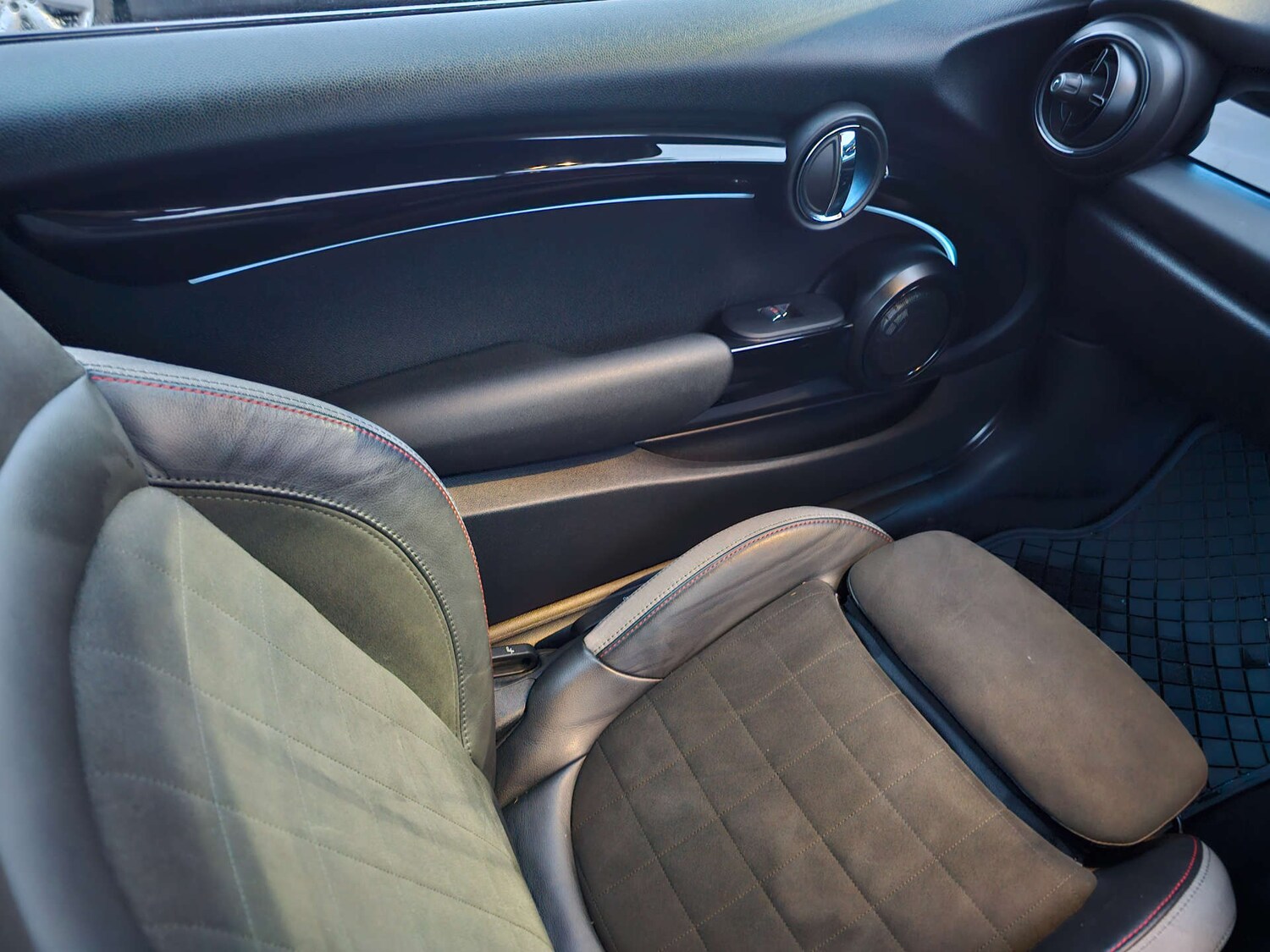 Used MINI Hatch 2021 for sale - 77346409: Photo 32