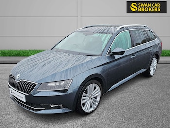 Used Skoda Superb 2017 for sale - 76481406: Photo