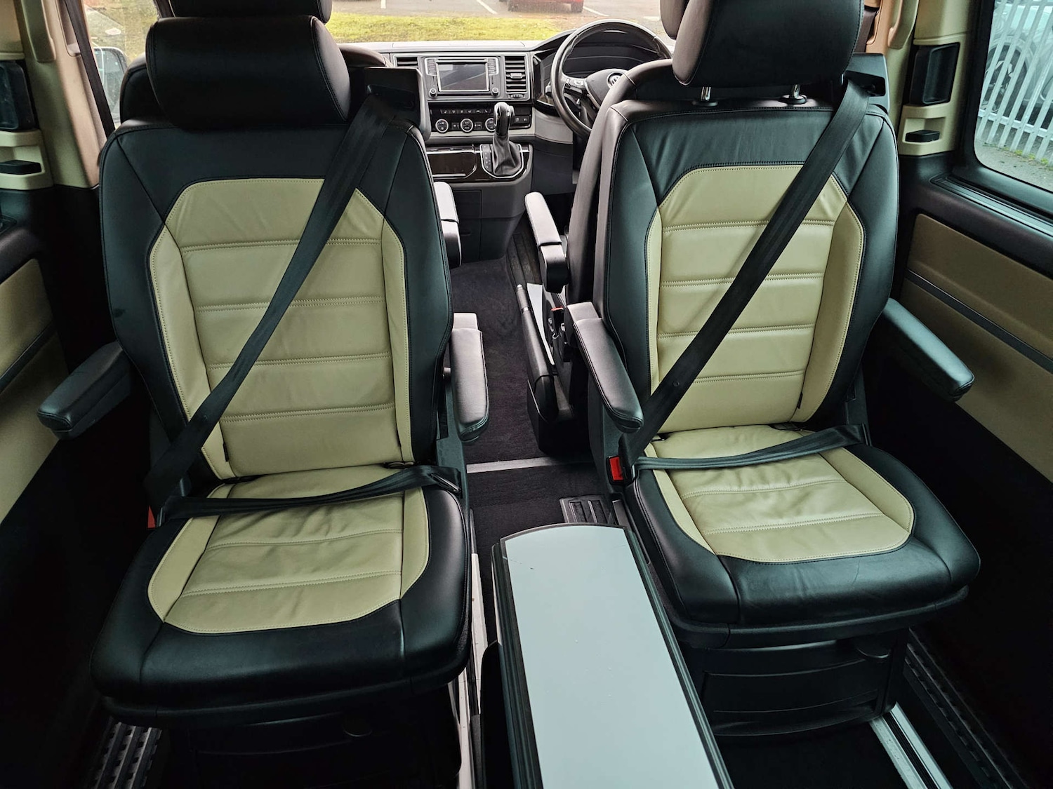 Used Volkswagen Caravelle 2017 for sale - 77301757: Photo 45